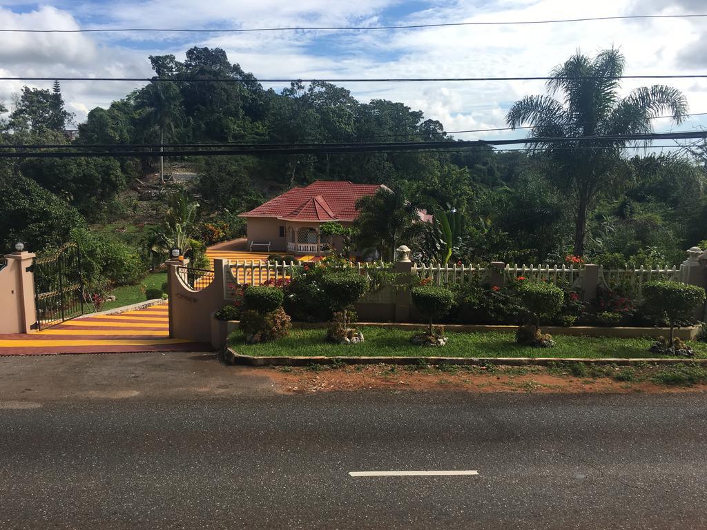 Villa Cliffe Ranch à Mandeville Extérieur photo