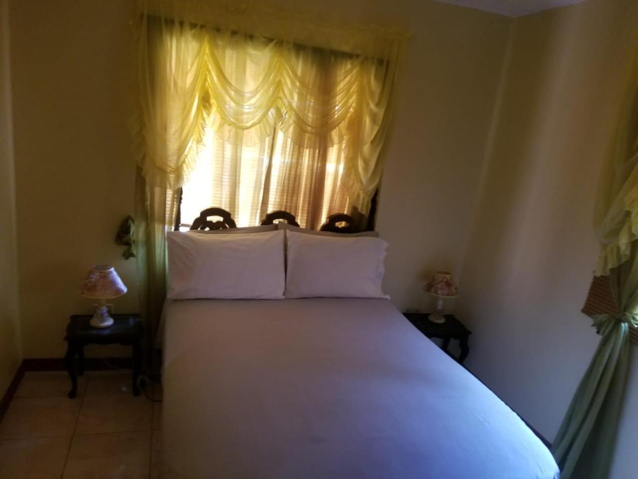 Villa Cliffe Ranch à Mandeville Extérieur photo